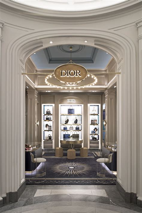 store to dior